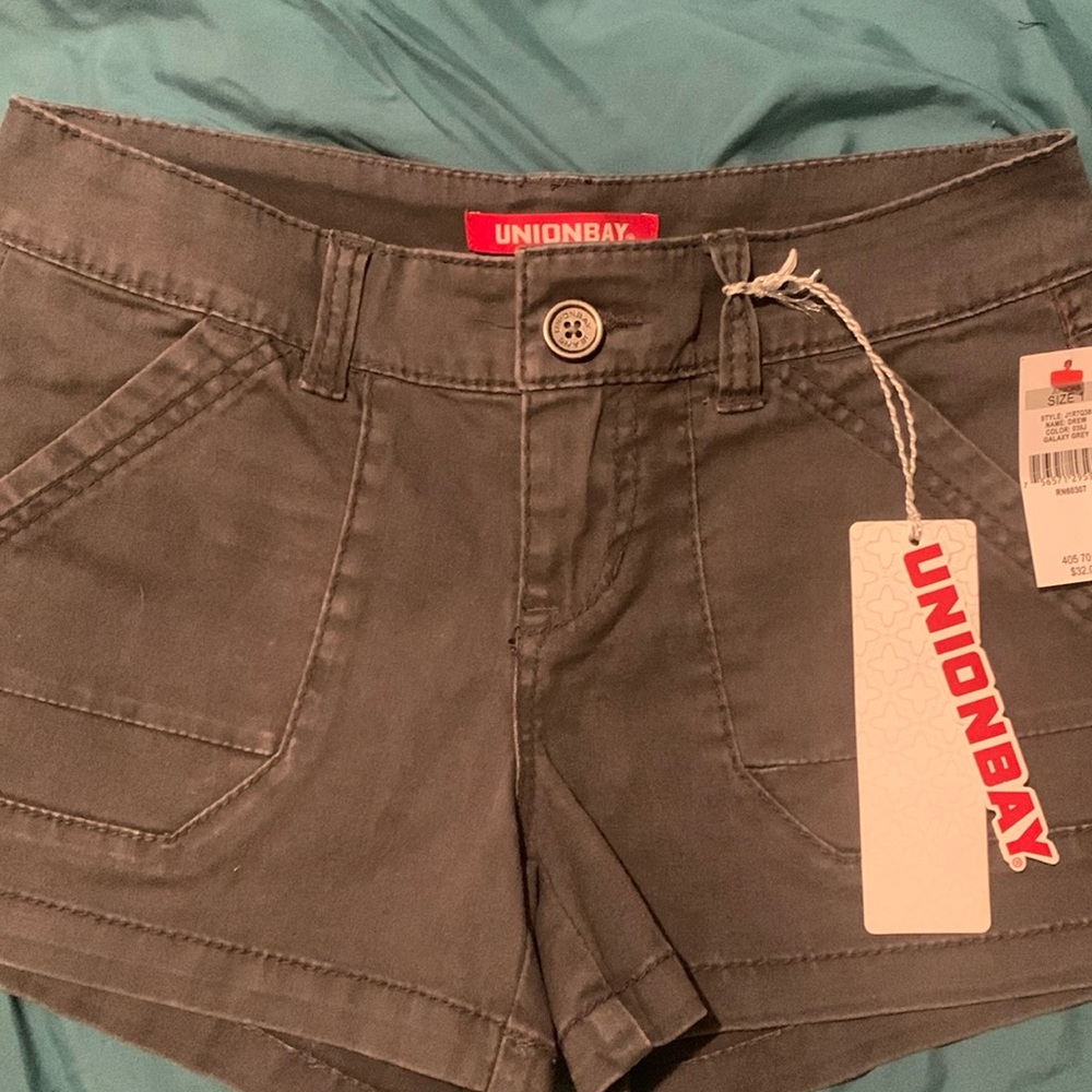 NWT Unionbay grey shorts- Sz 1